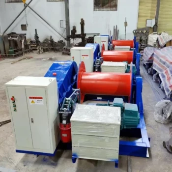 Como a velocidade e a potência do guincho funcionam em conjunto para um manuseamento ótimo da carga