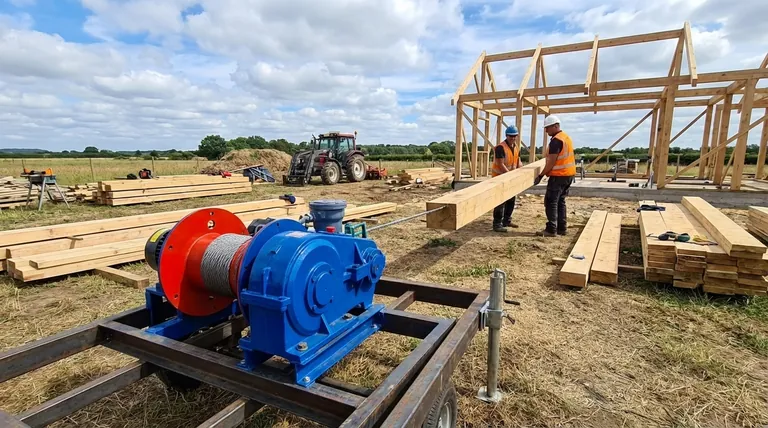 Welche alternativen Einsatzmöglichkeiten gibt es für Seilwinden über die Fahrzeugbergung hinaus? Steigern Sie Ihre Produktivität an Land, auf Baustellen und auf Bauernhöfen